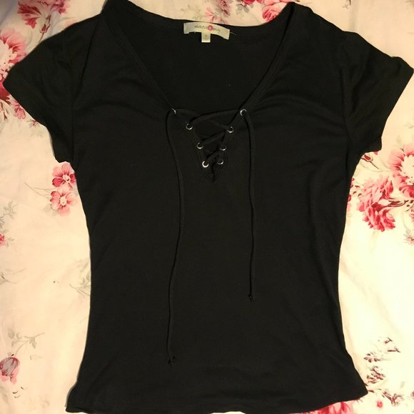 Short Sleeve Lace Up Black Small T Shirt - Picture 1 of 2